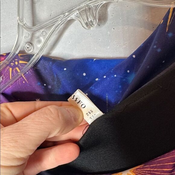 Dressfo Celestial Sun And Moon Dress. Size 6. - Picture 7 of 11